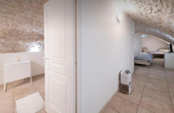 Le Bon'Appart Proche Insead Fontainebleau Exterior photo